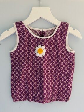 Purple Daisy Appliqué Sleeveless Top
